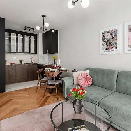 Lumina I 2-rooms Near Park Skaryszewski I Balcony I Parking